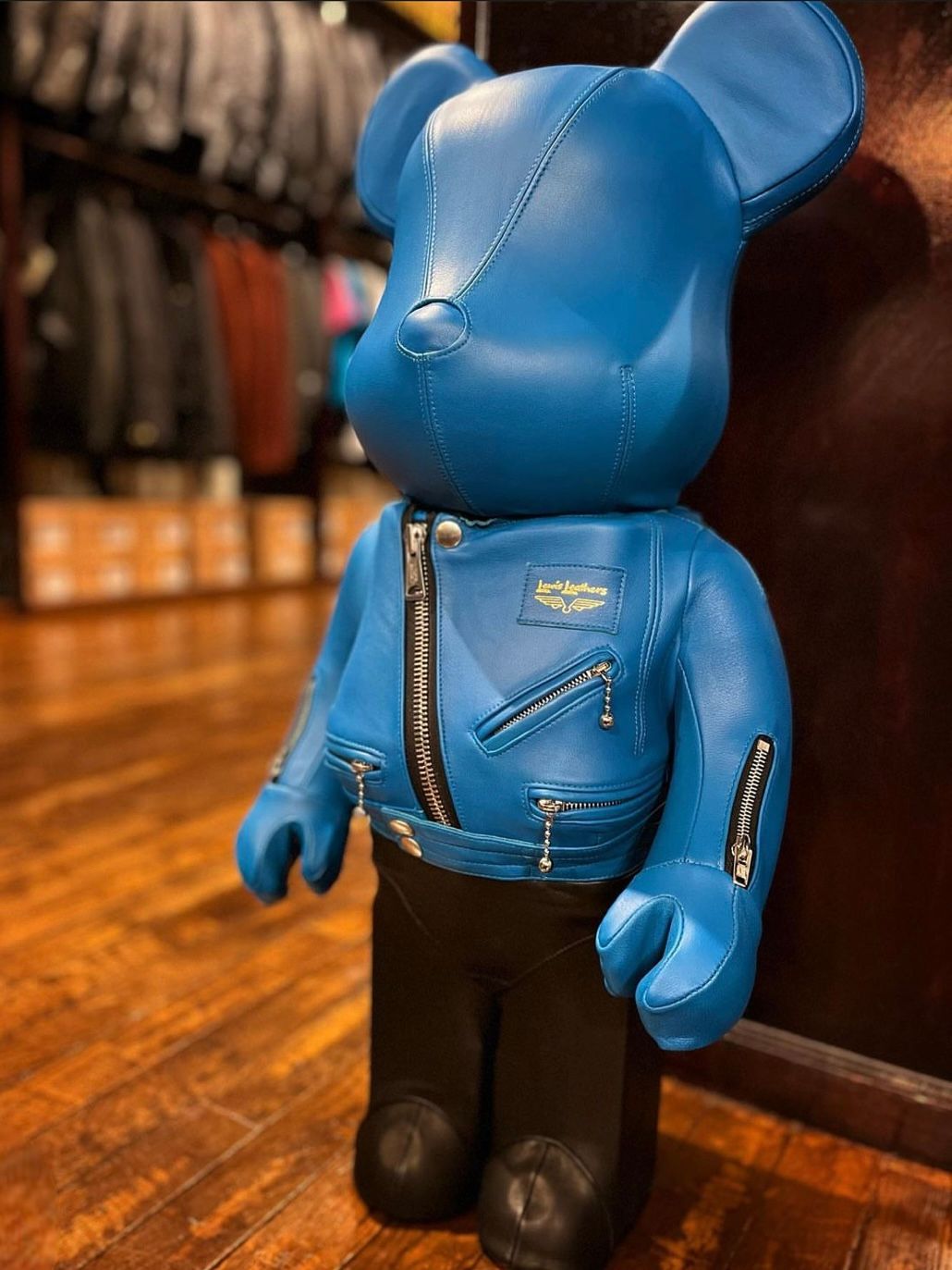 BE@RBRICK　リーバイス　ルイスレザー　ブルー　100% 400%価格変更します