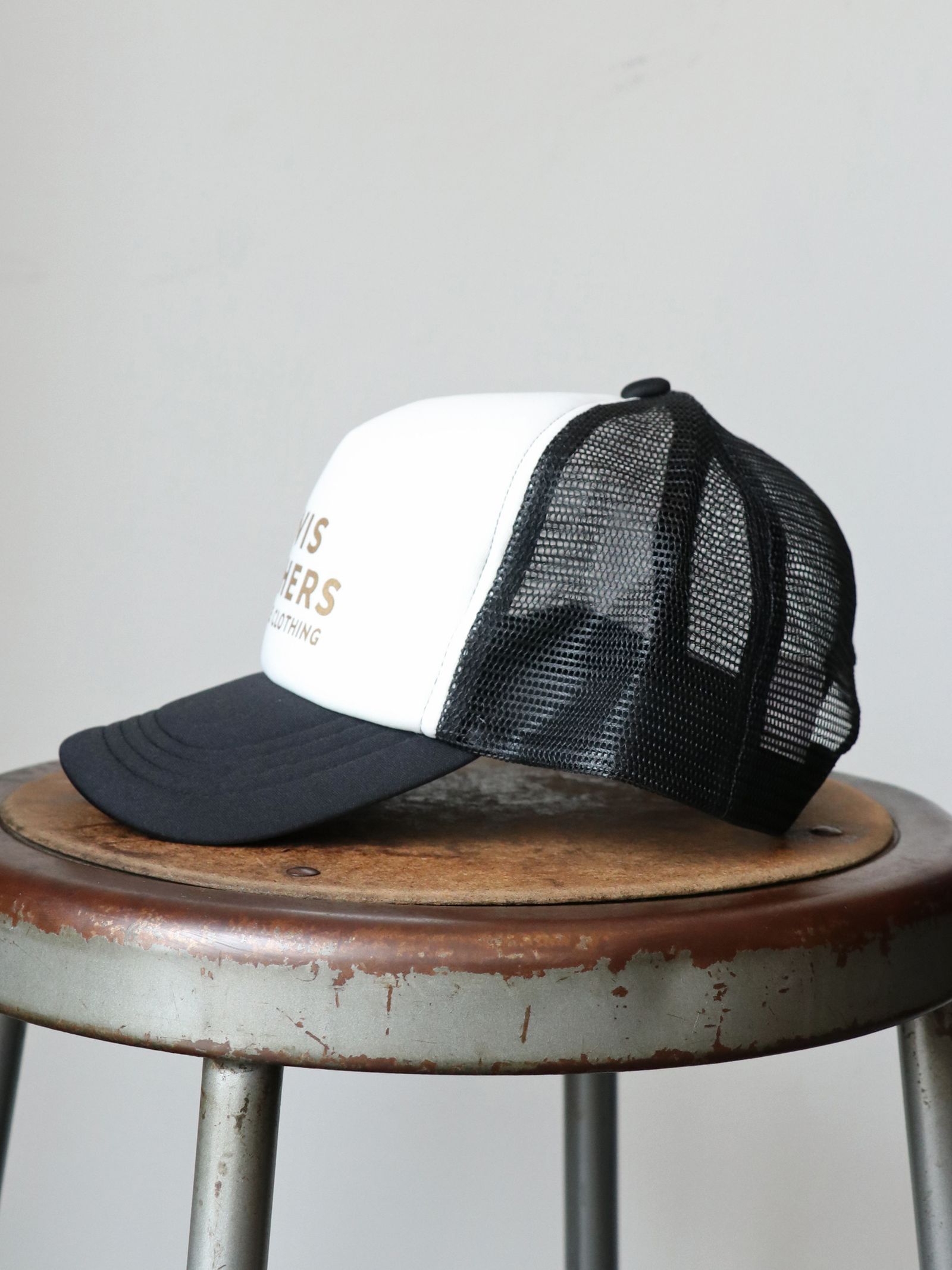 【即日発送可能】LEWIS LEATHERS MESH CAP (BLACxWHITE)