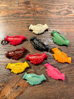 【新色追加‼︎】SKANDA ORIGINAL KEYHOLDER "SHAKE HAND"