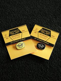 "MATCHLESS M" BADGE