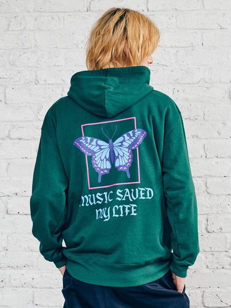 オーバーサイズ バタフライ グラフィックフーディー / OVERSIZED BATTERFLY GRAPHIC HOODIE