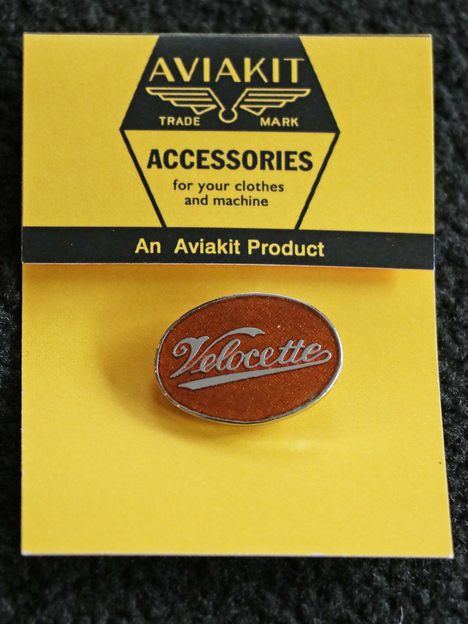【即日発送可能】"VELOCETTE ROUND" BADGE