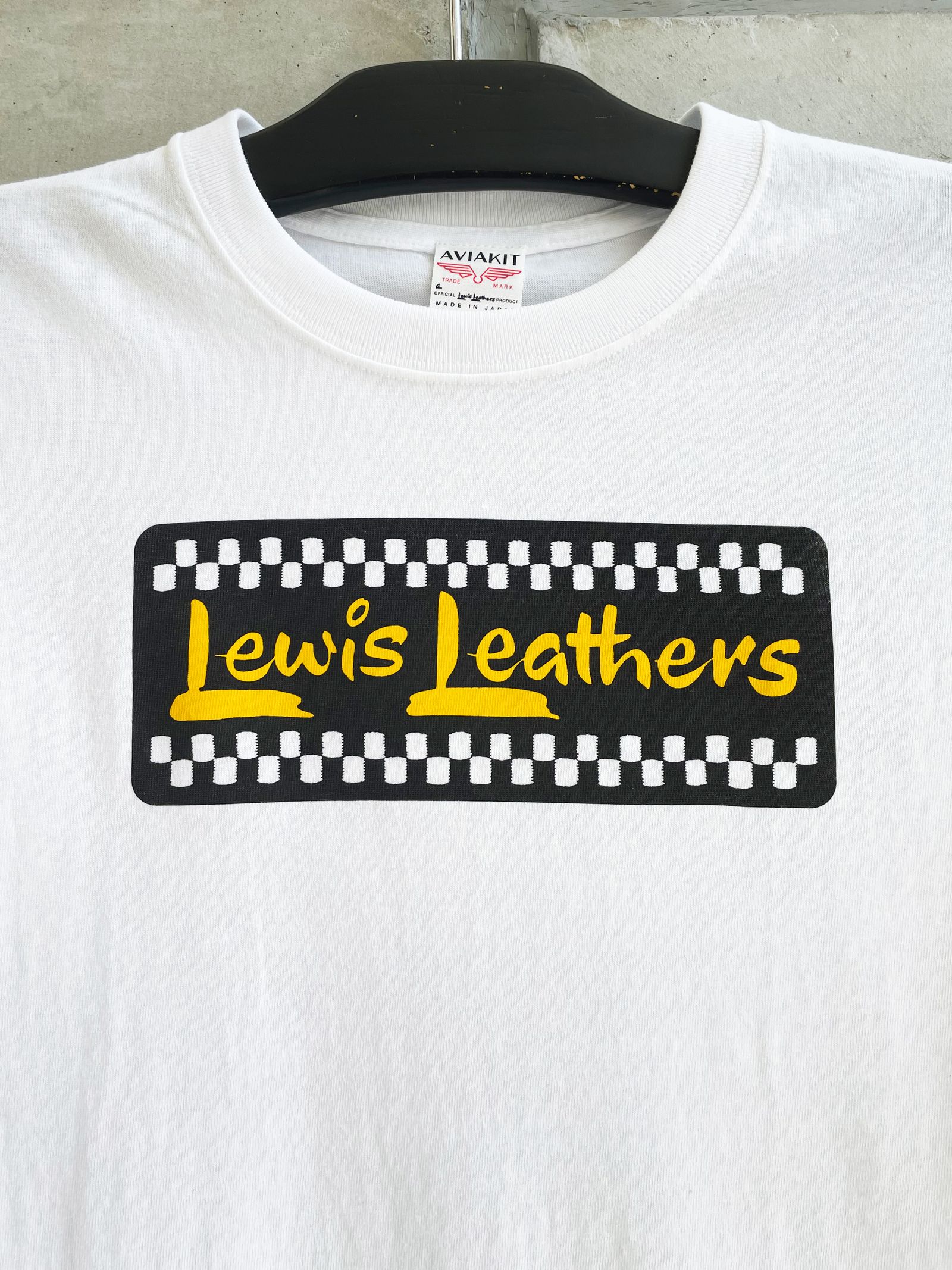 【即日発送可能】CHECKER LOGO T-SHIRTS (WHITE)