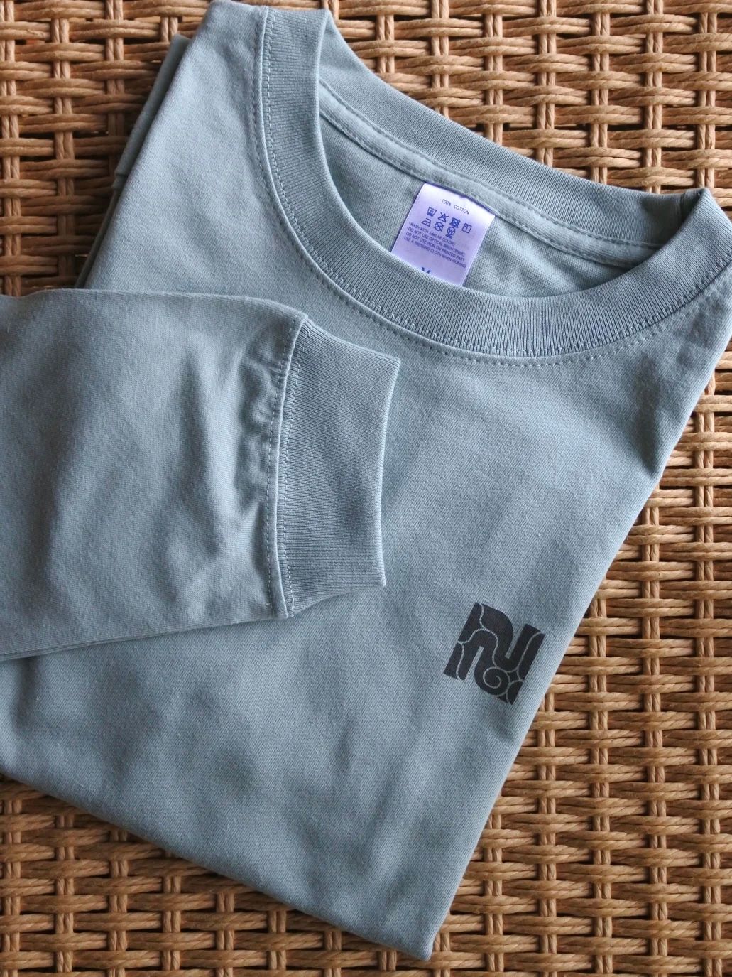 バックプリント長袖コットンTシャツ -cikarkarpe- (SMOKEY GREEN)