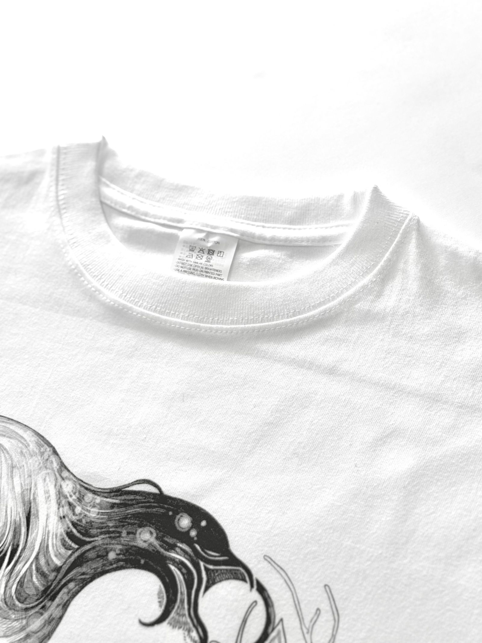 YgG DrasiL L/S TEE DESIGN by YUIKA (WHITE)