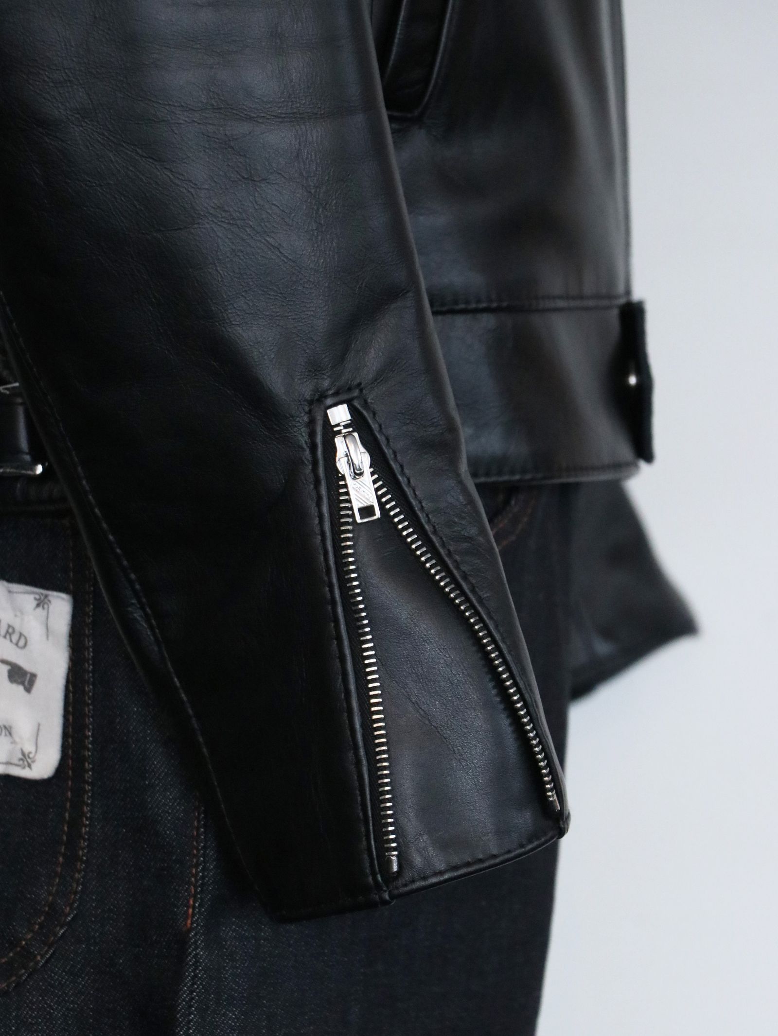 #551S DOMINATOR SLIM FIT