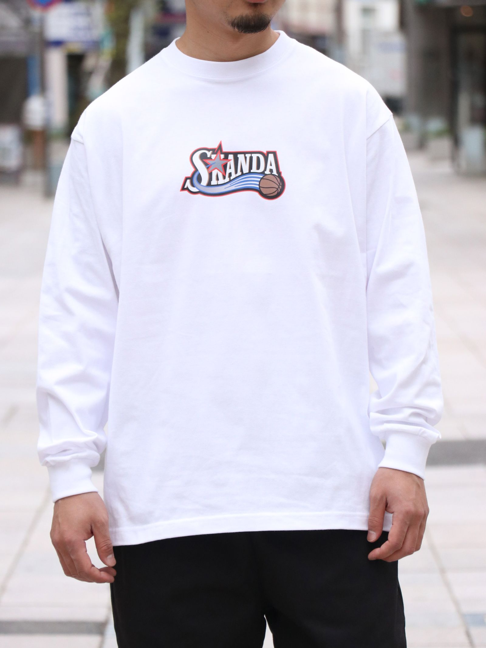 SKANDA×GRAVYSOURCE” W-NAME L/S TEE (WHITE)