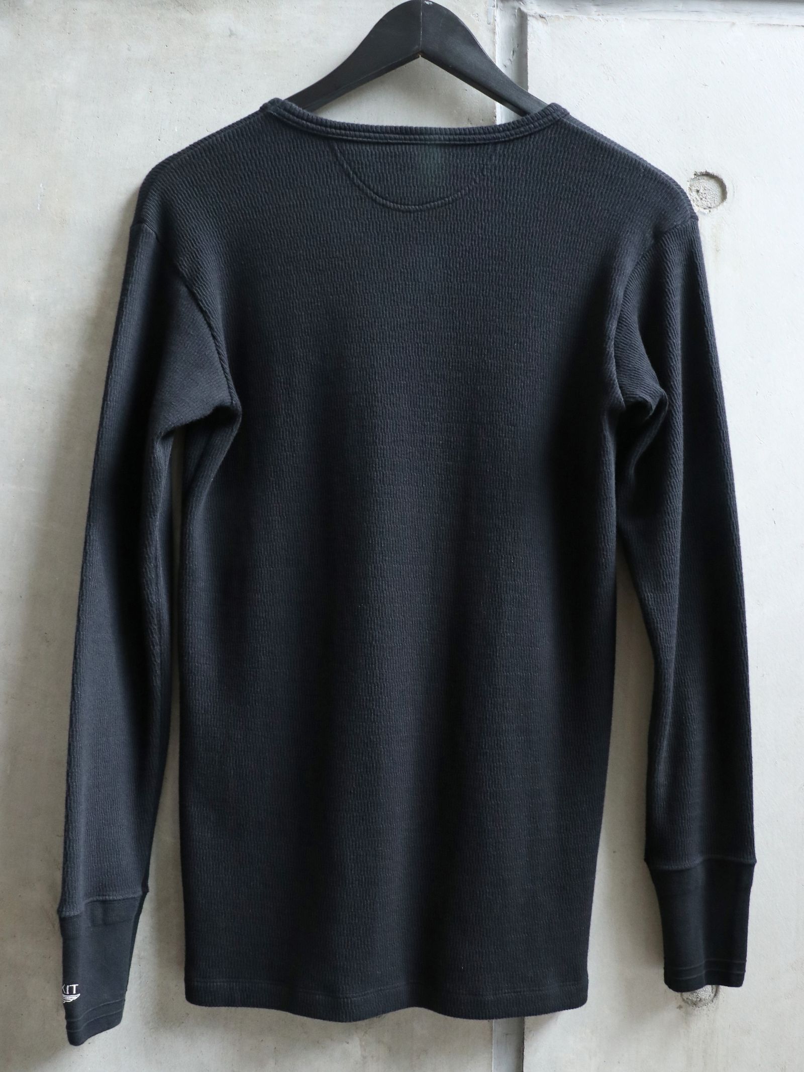 【即日発送可能】AVIAKIT WAFFLE T-SHIRTS (BLACK)