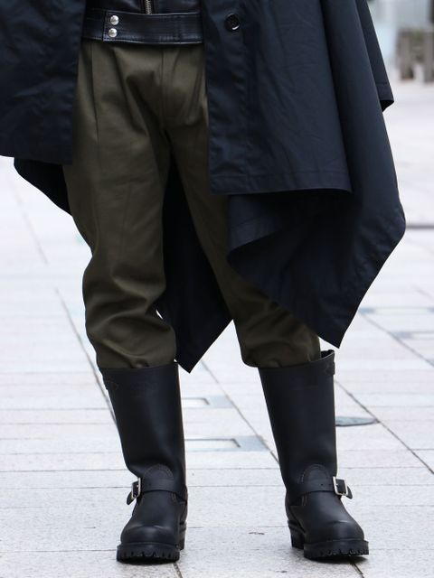 革ジャン×ブーツ そして"スナイパーケープ"