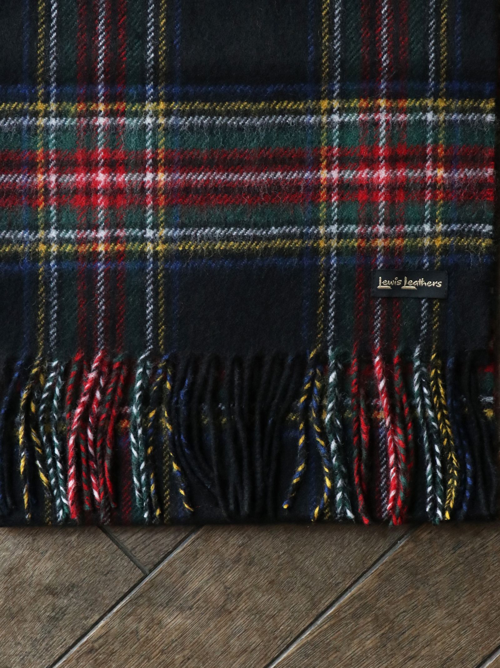 SCOTISH WOOL SCARF - STEWART ROYAL (BLACK TARTAN)