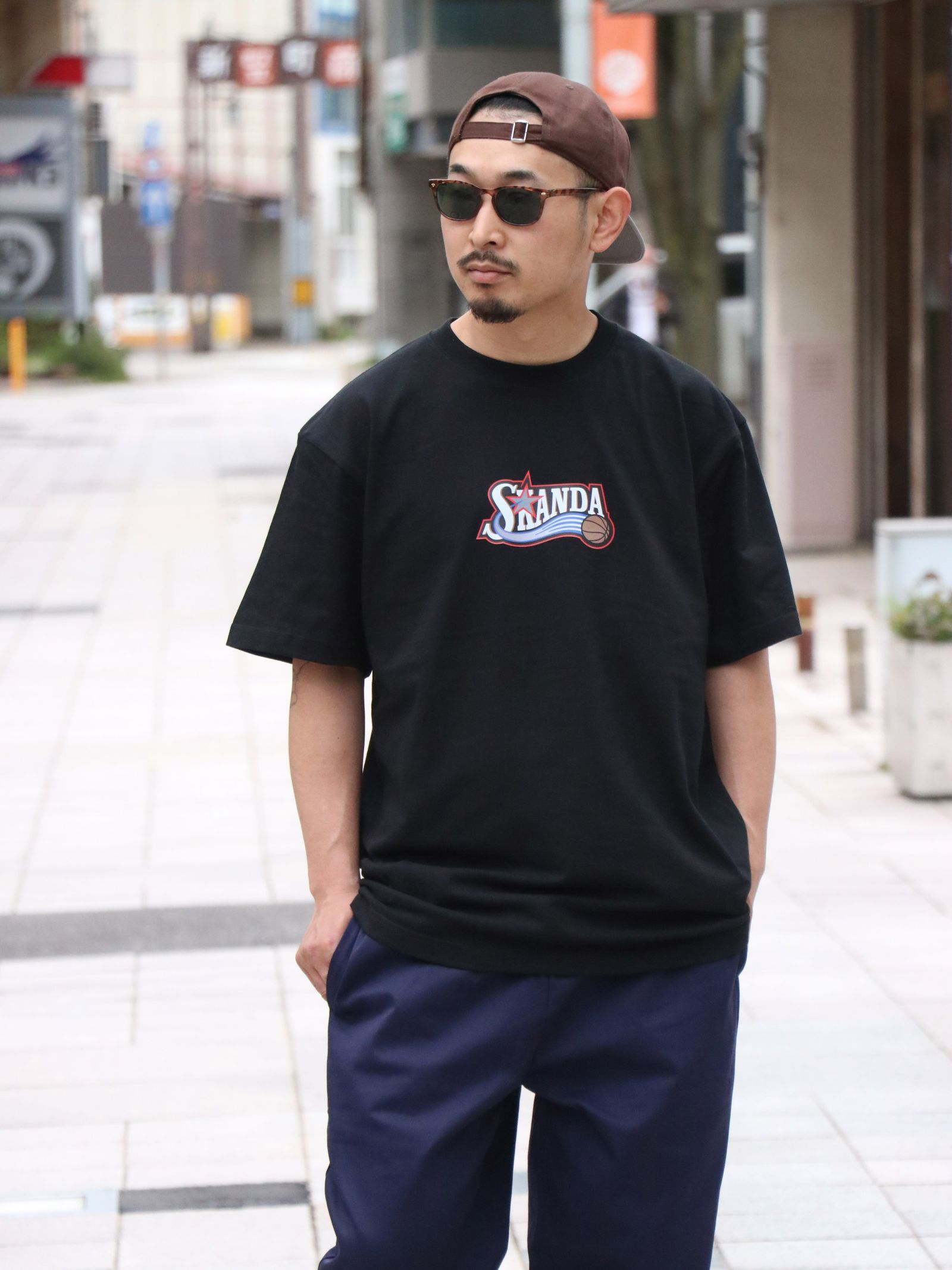 ”SKANDA×GRAVYSOURCE” W-NAME TEE (BLACK)