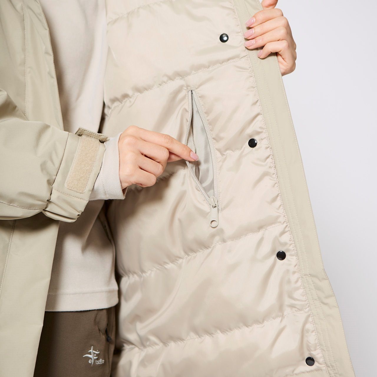 WSミドルコート/ダークグラナイトサンド