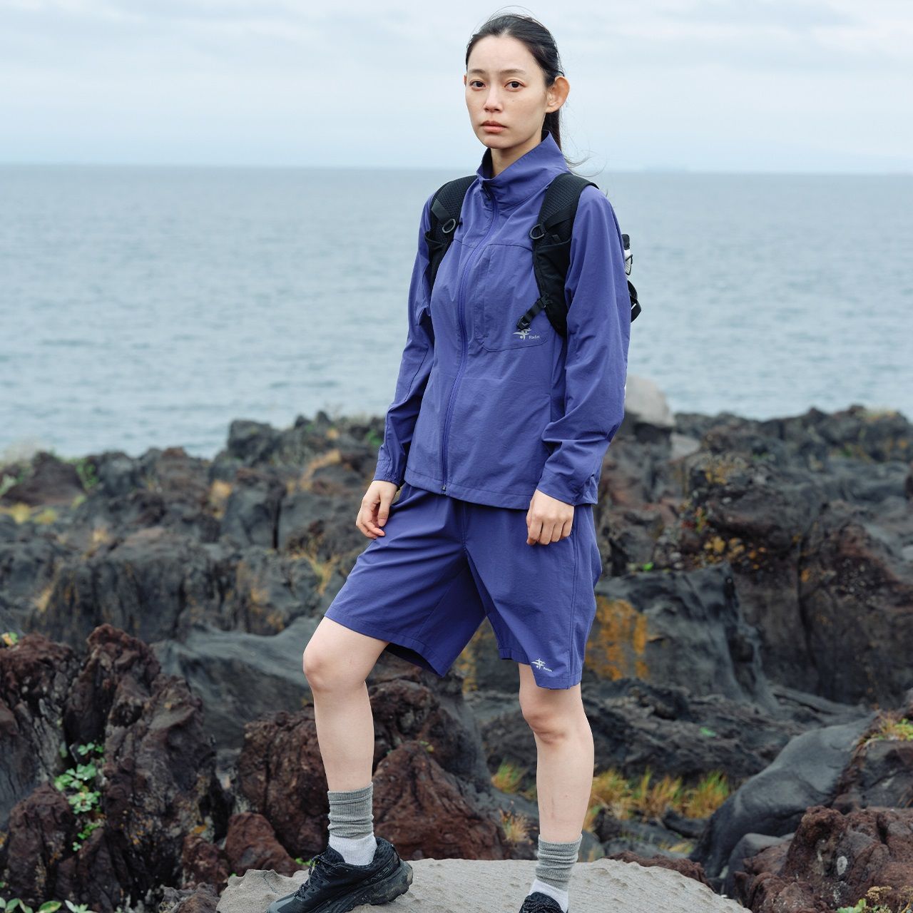 スタッシュライトジャケット (Unisex)/ブラック