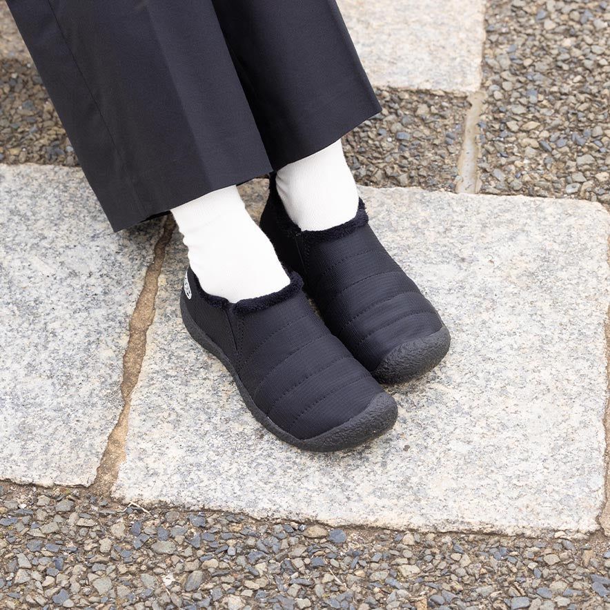 HOWSER II  W-TRIPLE BLACK