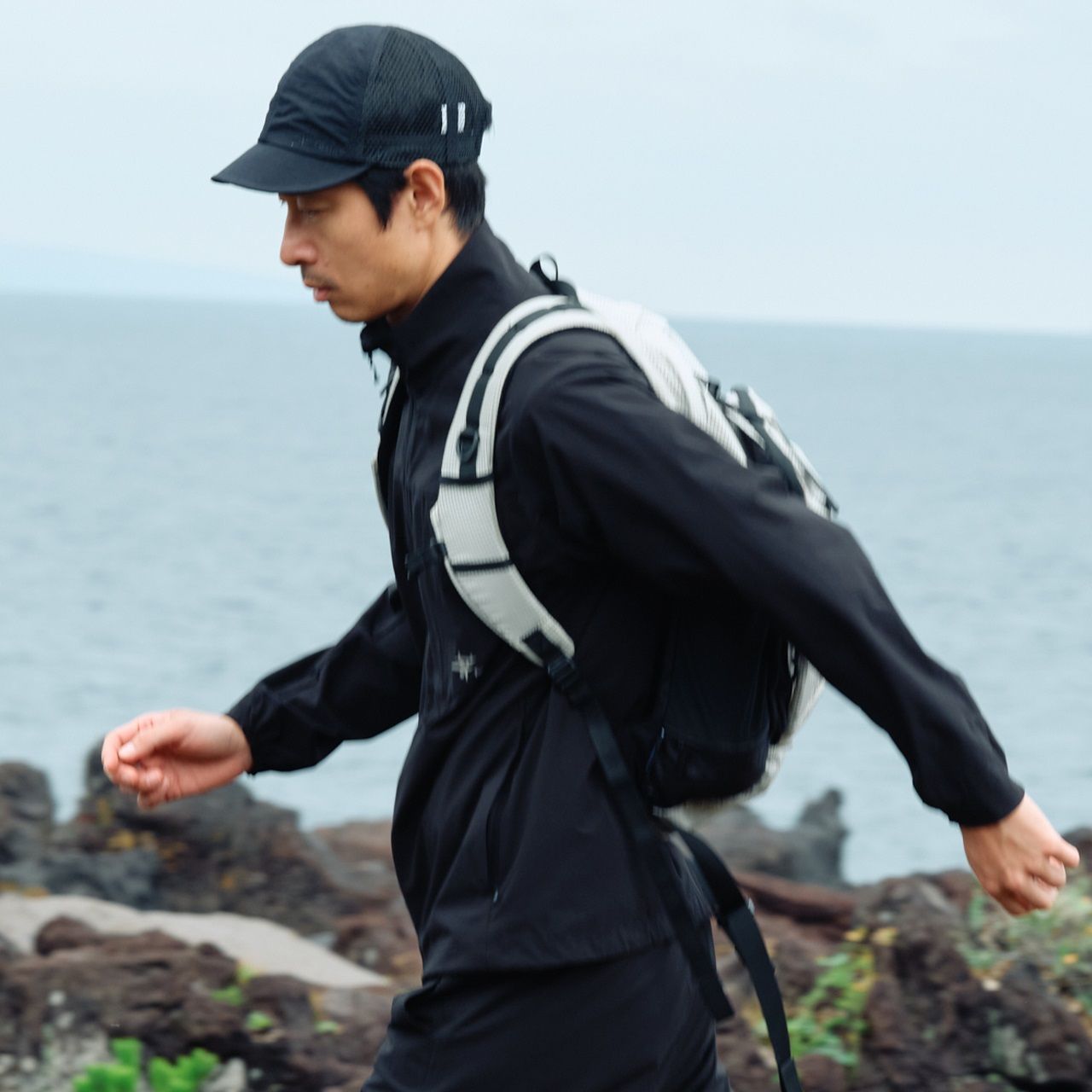 スタッシュライトジャケット (Unisex)/ブラック