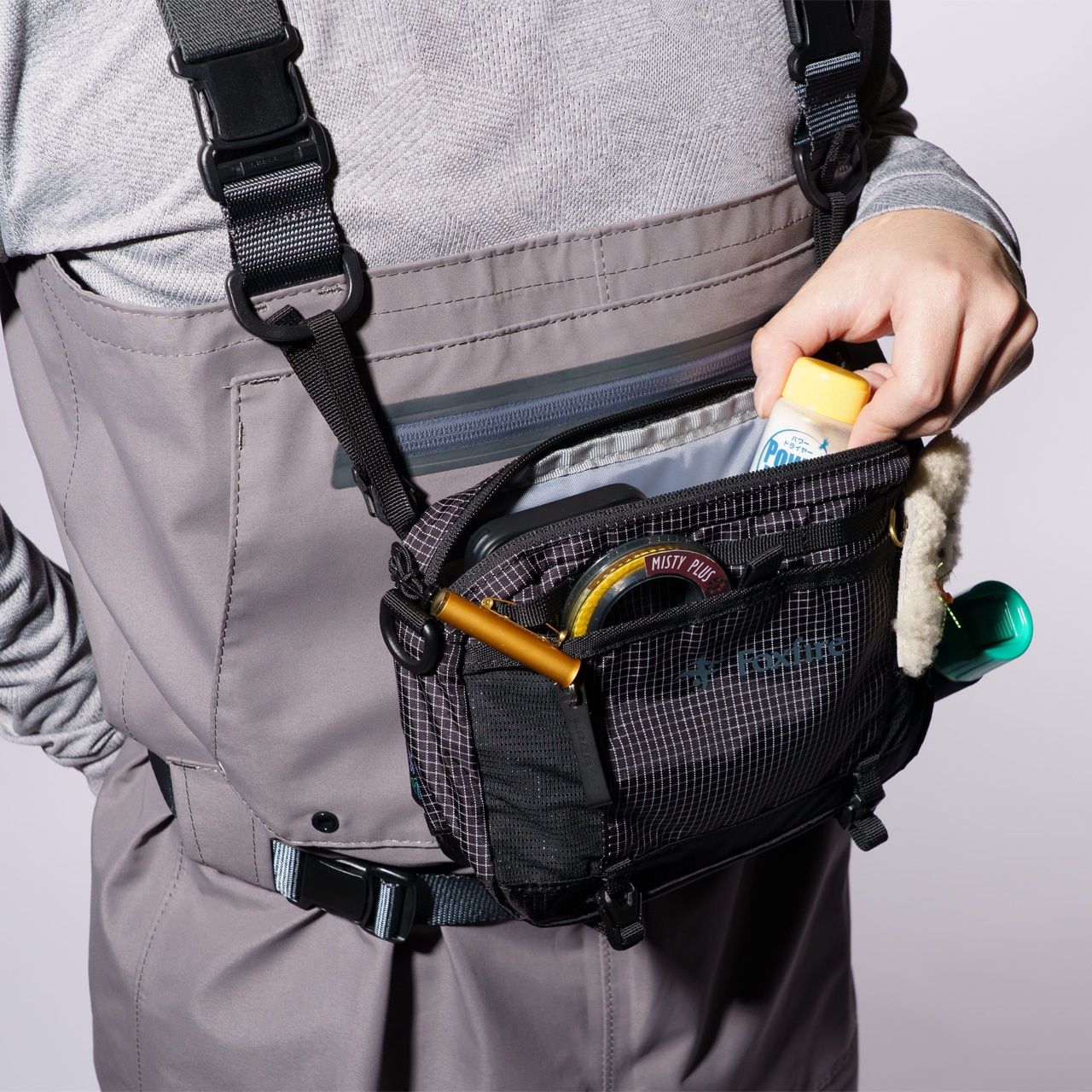 RSライトチェストパック/オフホワイト