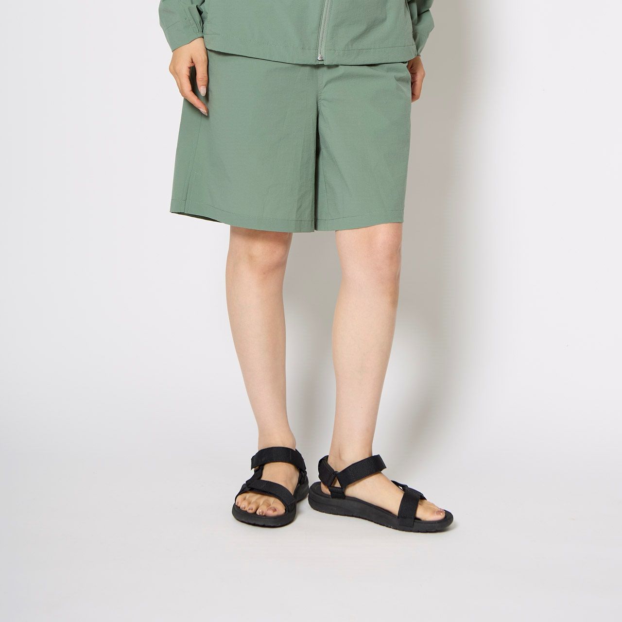 スタッシュライトショーツ/アッシュグリーン