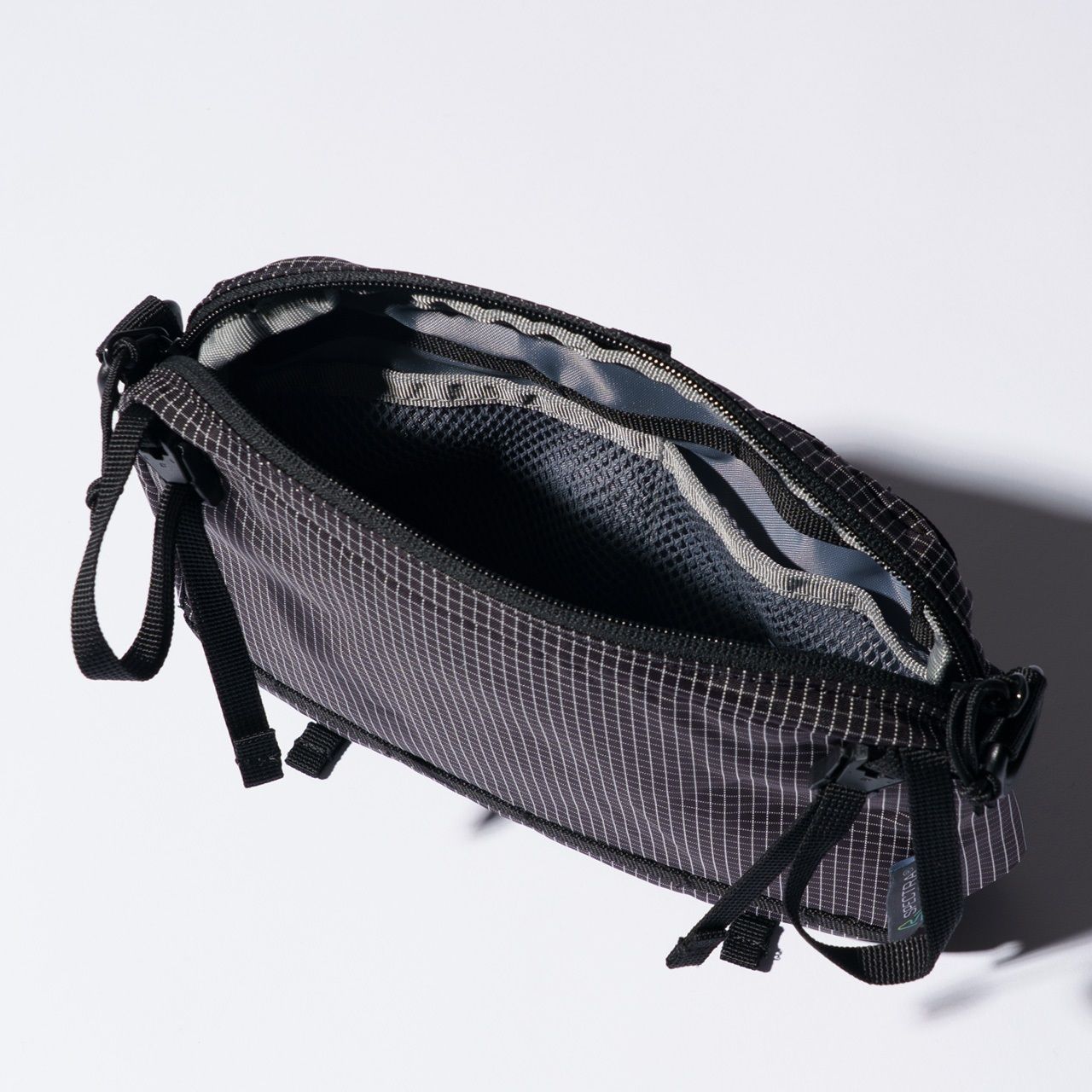 RSライトチェストパック/オフホワイト