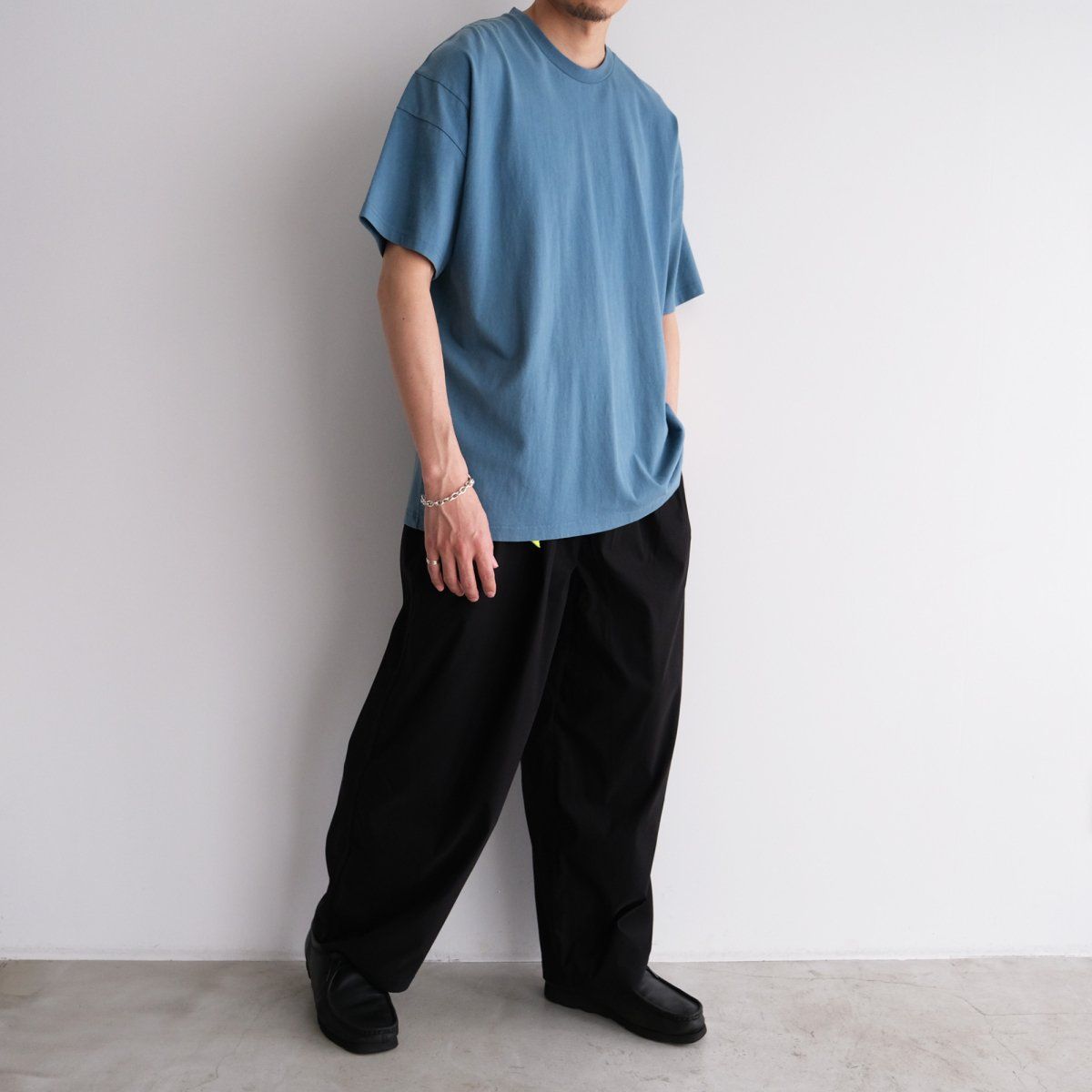 『NATURAL PIGMENT OVERSIZED TEE』-Tシャツ-（BLUE / ブルー）