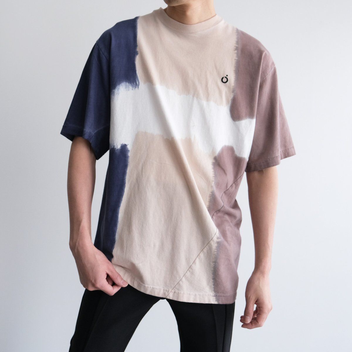 『HAND DYED TWIST TEE』