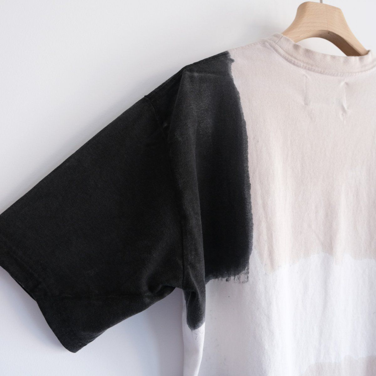 『HAND DYED TWIST TEE』  残り1点
