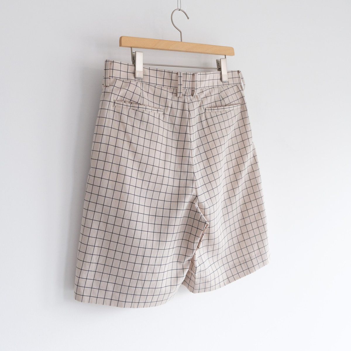 『2TUCK LINEN WINDOWPANE CHECK SHORTS』