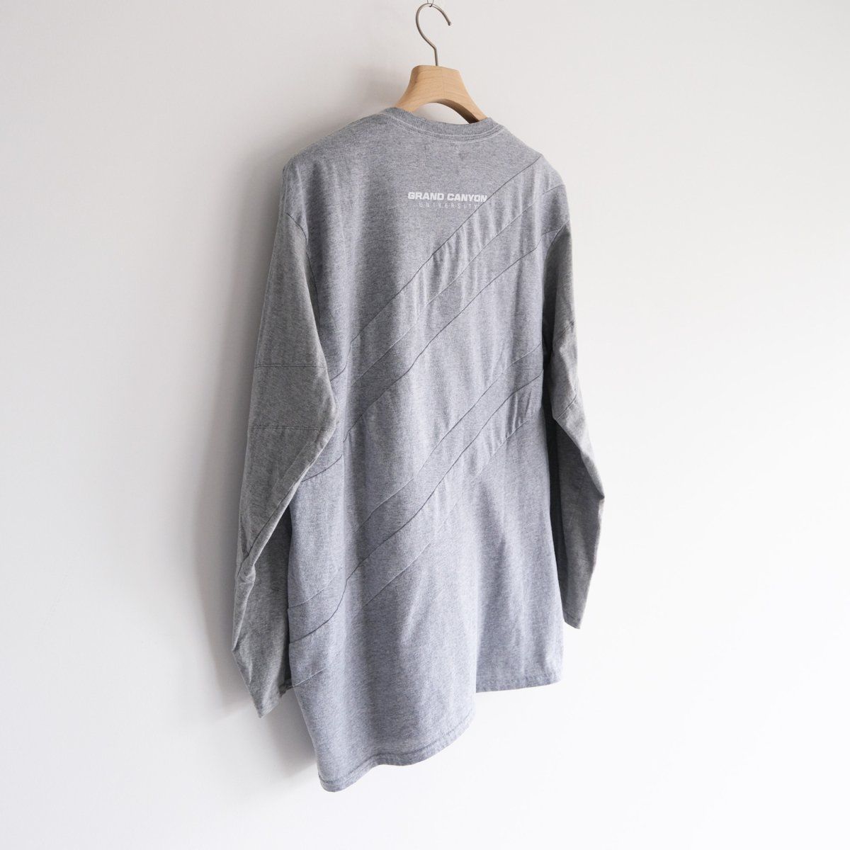 『circa make cheerleader cutback top(STACK STORE EXCLUSIVE)』