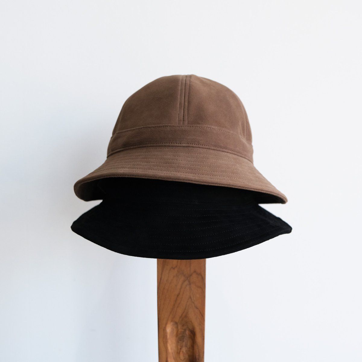 COMESANDGOES - 『SHEEP SUEDE BALLOON HAT』-ハット-（COYOTE / コヨーテ） | STACK STORE