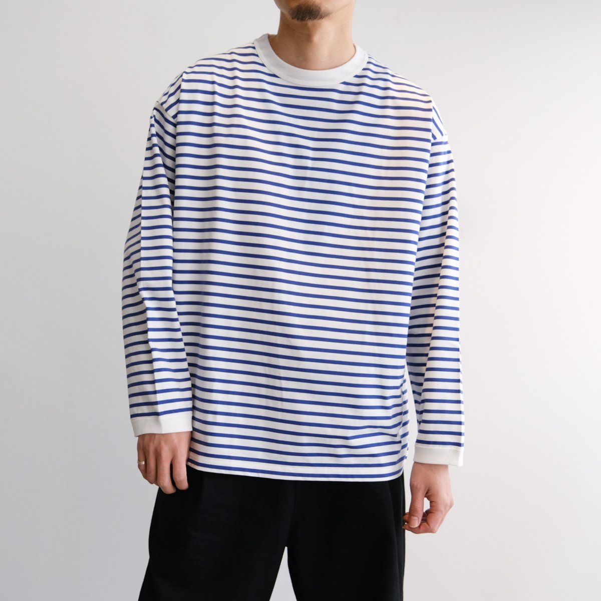 『Qualitee』 - ロングスリーブTシャツ -（ White × Purple Border）