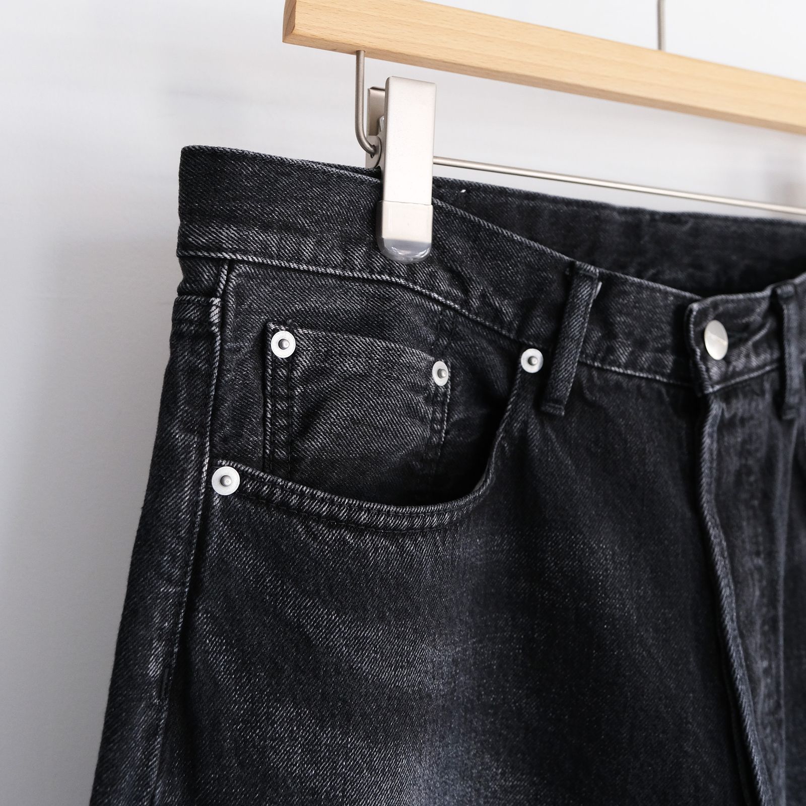 Selvage Denim Five Pocket Tapered Pants -パンツ-（Black Dark Fade / ブラックダークフェード）