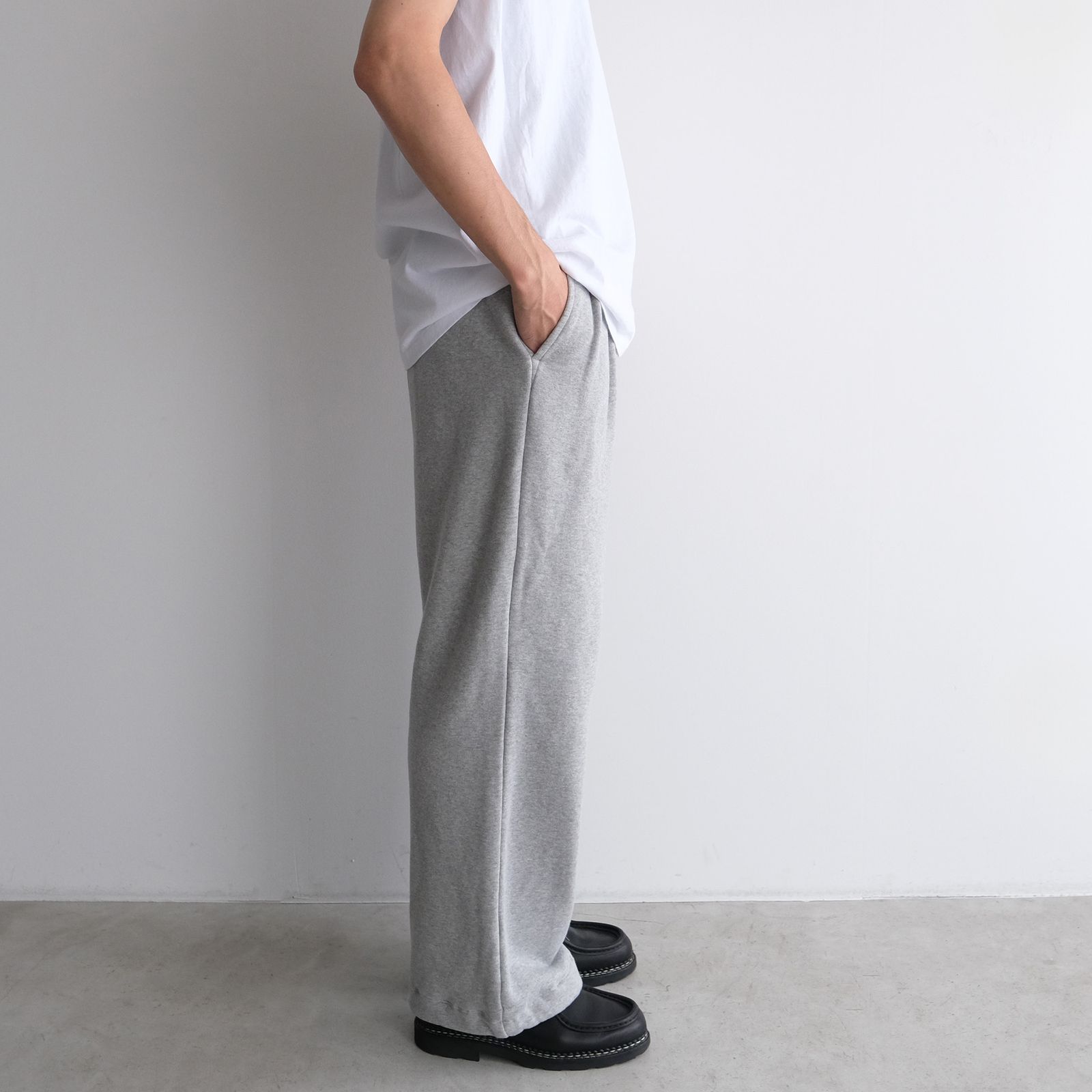 Jumberca Sweat Straight Trousers -スウェットパンツ-（Gray / グレー）