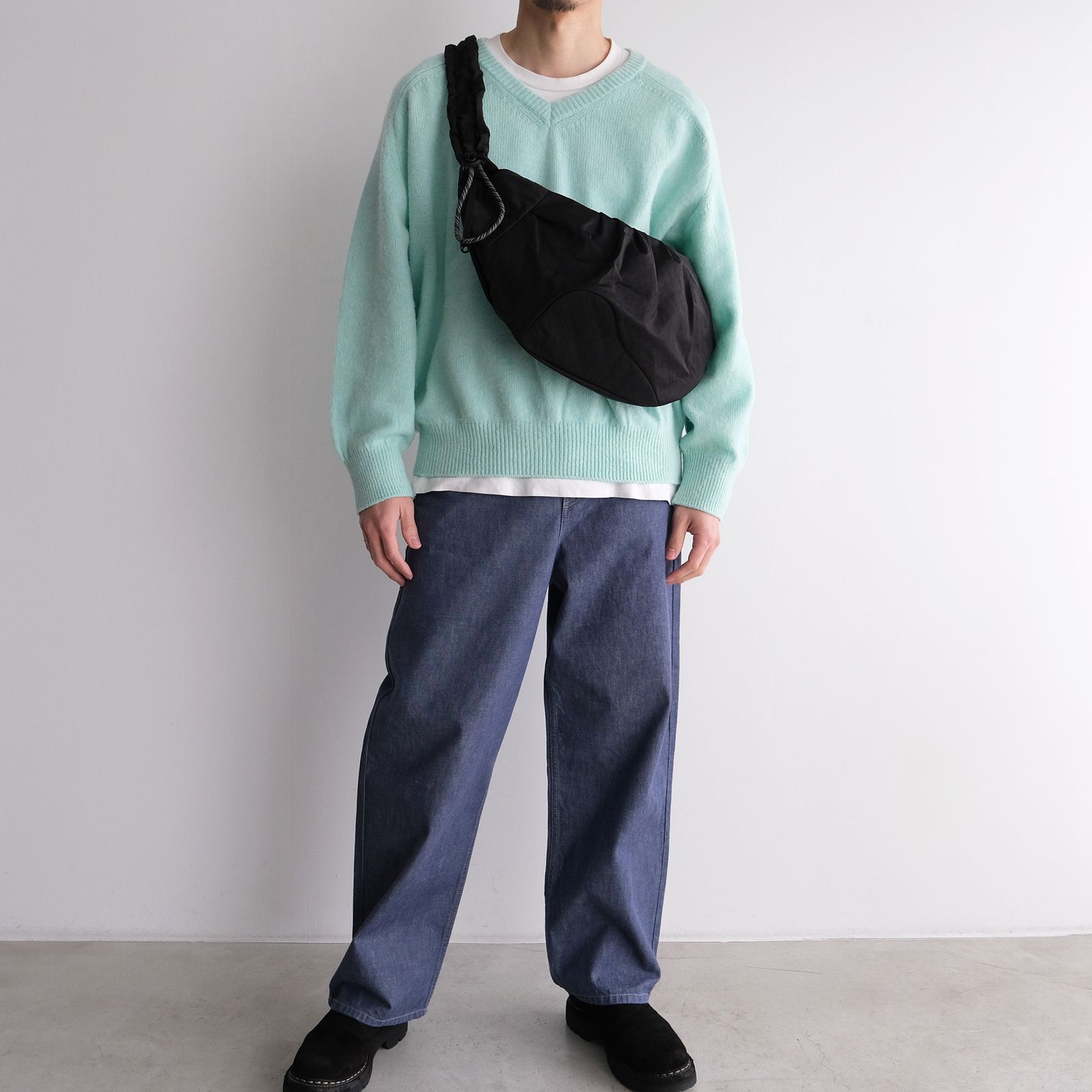 Textured Twill Body Bag -バッグ-（Black / ブラック）