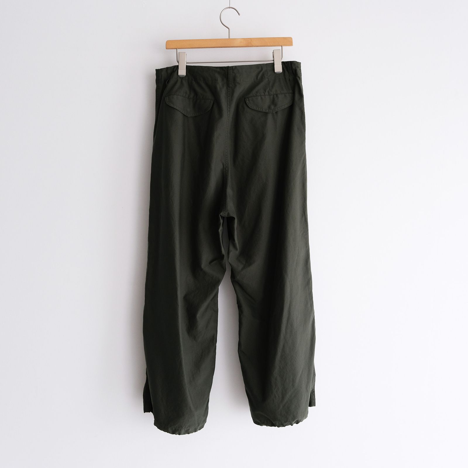 Cotton Cupro Back Satin Military Pants -パンツ-（Green / グリーン）