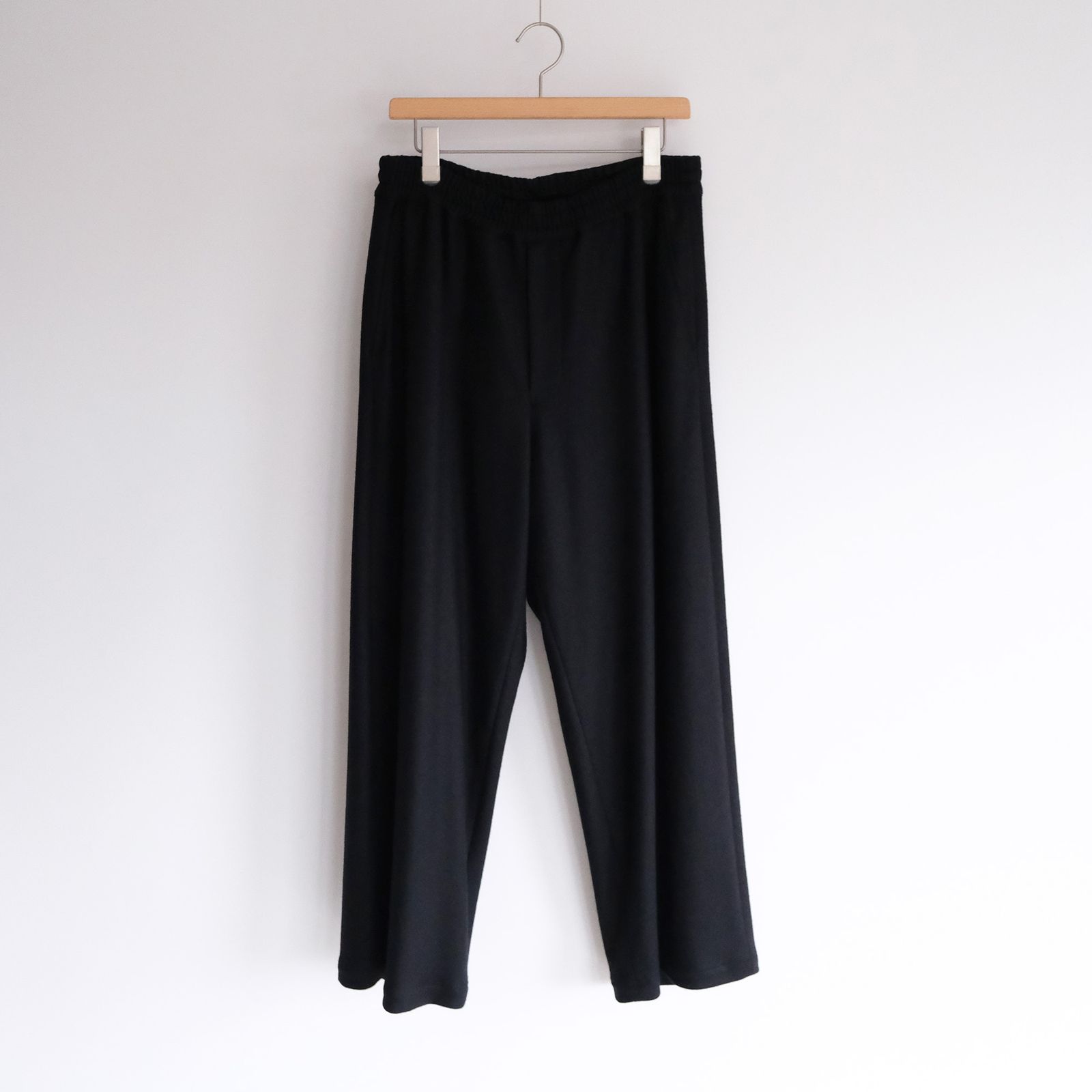 Wool Smooth Flannel Easy Wide Pants -パンツ-（Black / ブラック）