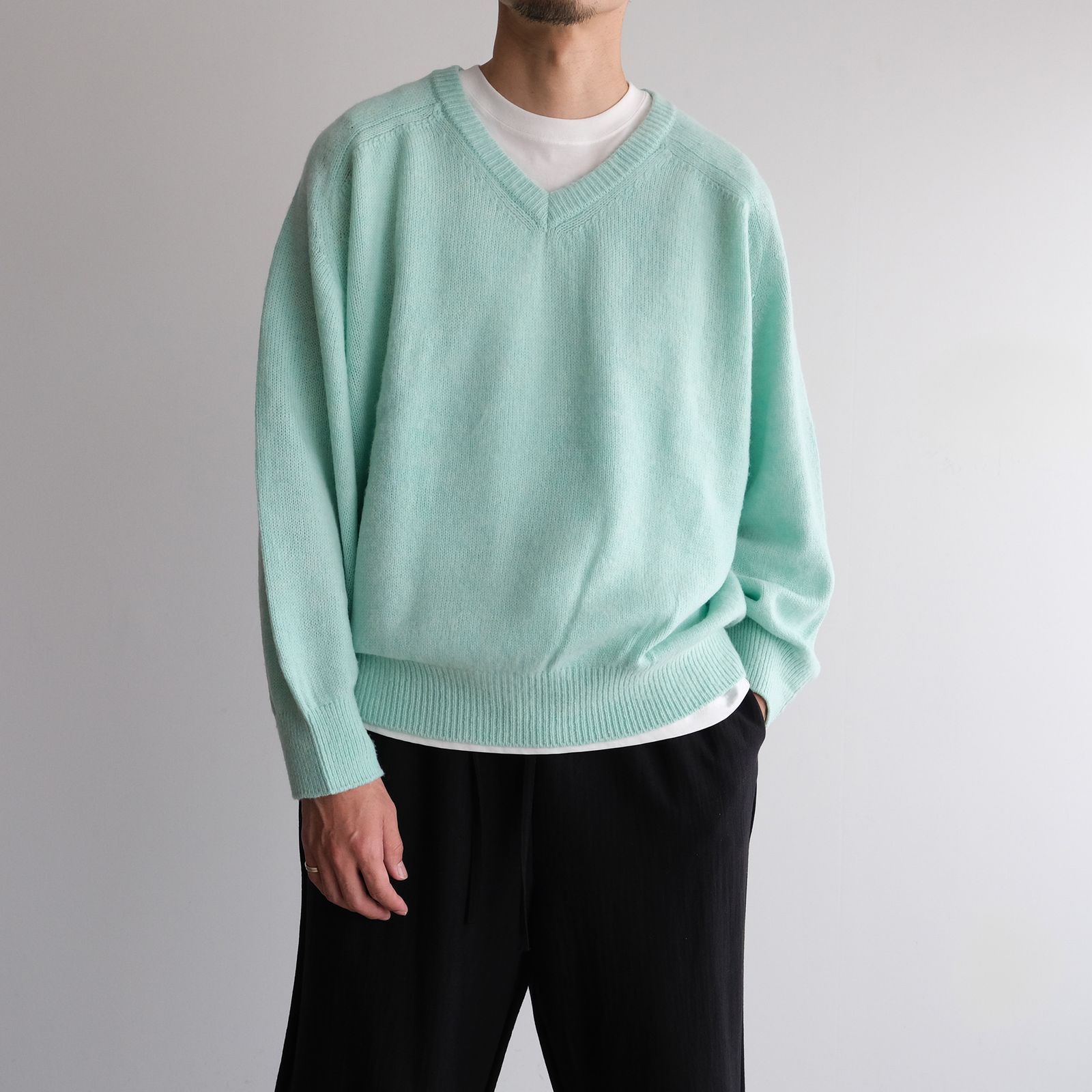 V Neck Knit -ニット-（L.Green / ライトグリーン）