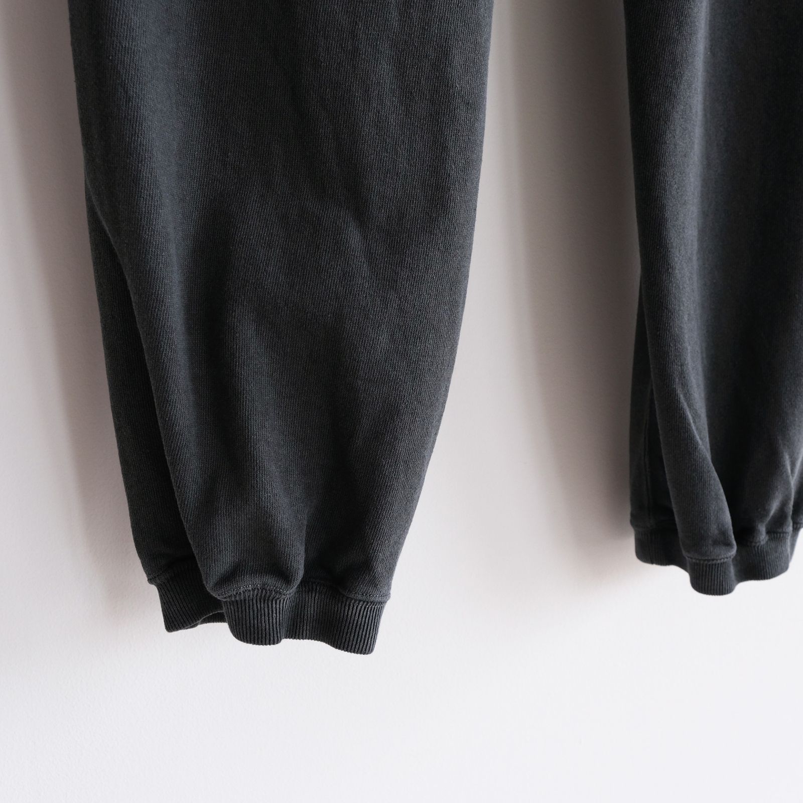 Gray Pigment Sweat Pants -パンツ-（Gray / グレー）