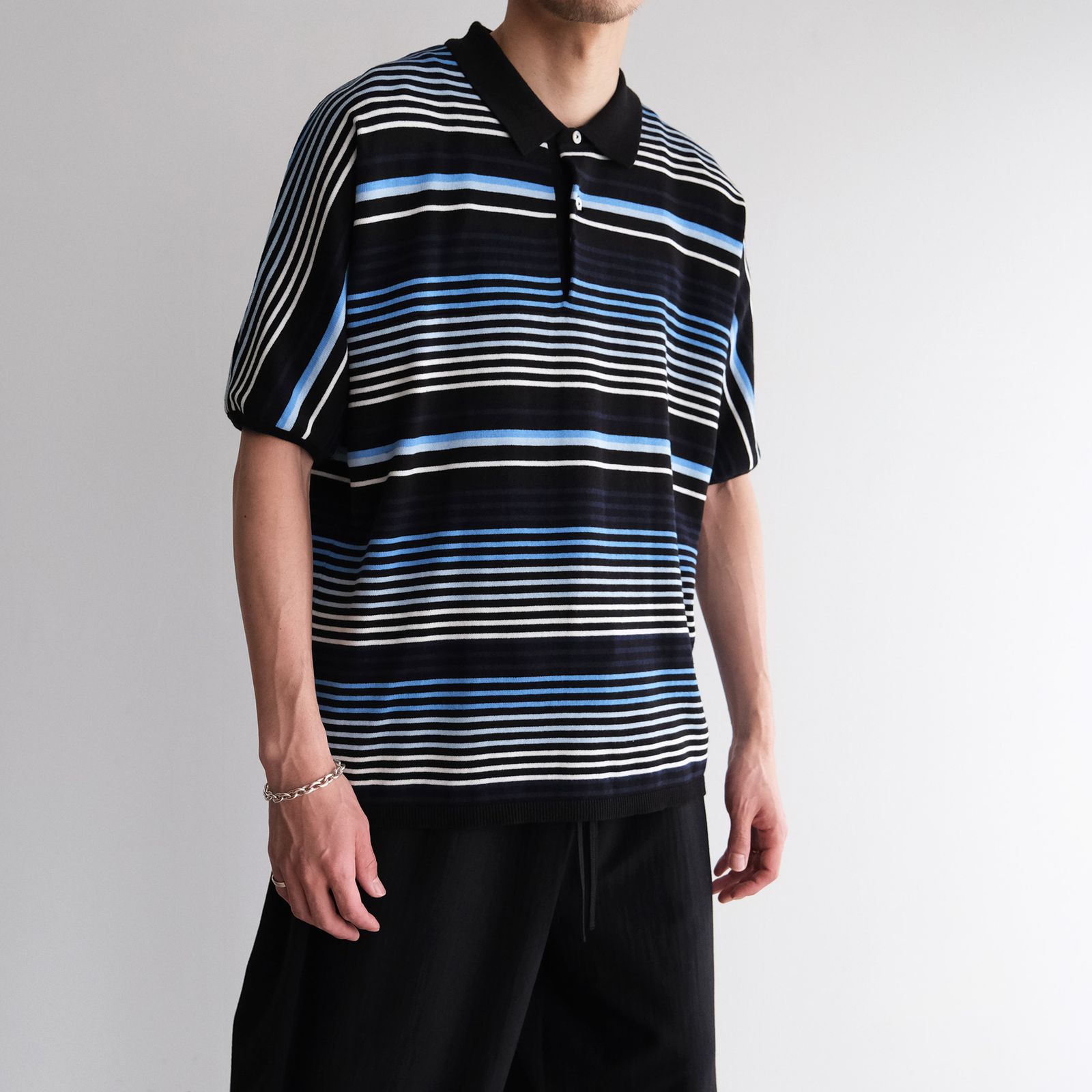 Gradation Stripe Polo -ポロシャツ-（Navy / ネイビー）