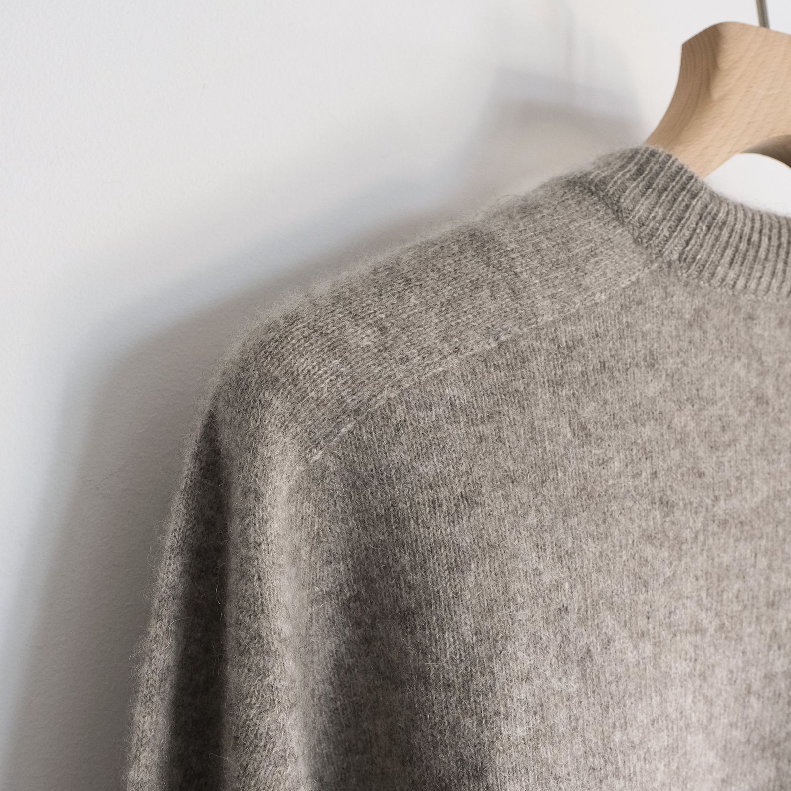 Knit Pullover -ニット-（Ash White / アッシュホワイト）