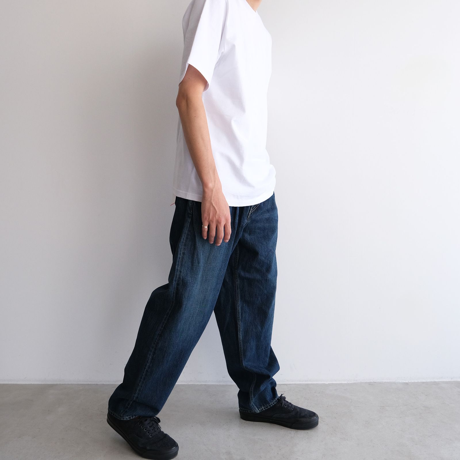 Selvage Denim Two Tuck Tapered Pants -パンツ-（Indigo Dark Fade / インディゴダークフェード）