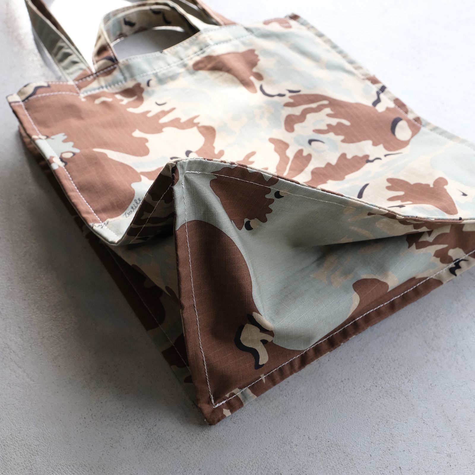 x Speakeasy Camo Flower 2-Handle Tote Bag -バッグ-（Beige / ベージュ）