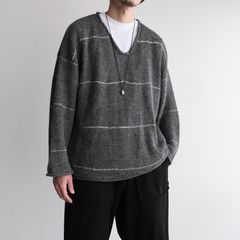 V-Neck Line Border Sweater -ニット-（Gray / グレー）