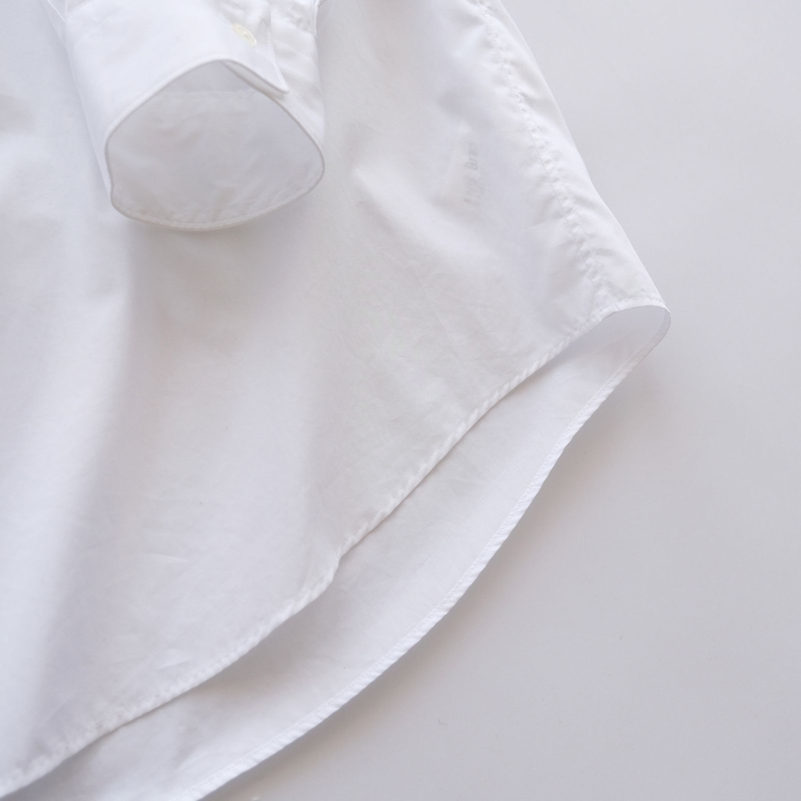 Broad L/S Oversized Band Collar Shirt -シャツ-（White / ホワイト）