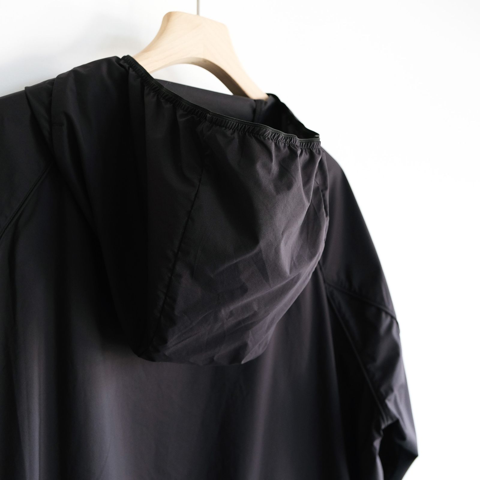 Stowable Light Weight Jacket -ジャケット-（Black / ブラック）