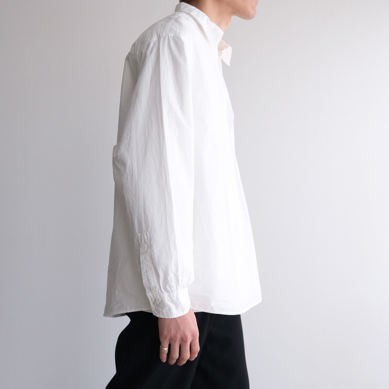 UNIVERSAL PRODUCTS - Garment Dyed Skipper -シャツ-（White