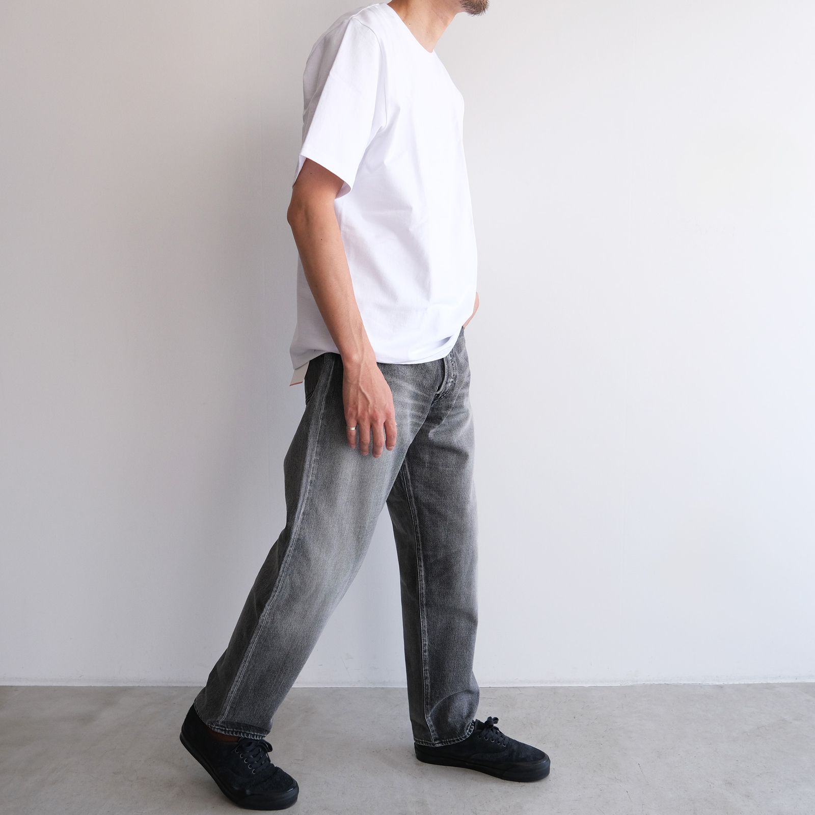 Selvage Denim Five Pocket Tapered Pants -パンツ-（Black Light Fade / ブラックライトフェード）