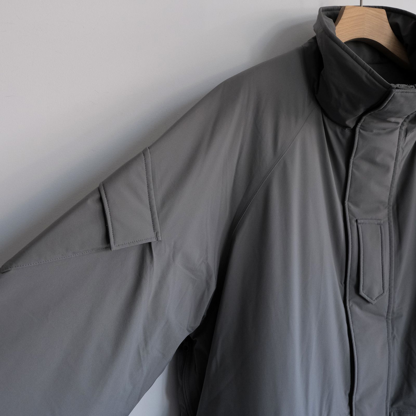 PERTEX SHIELD Insulated Military Parka -ジャケット-（Stone Gray / ストーングレー）GM263-30271
