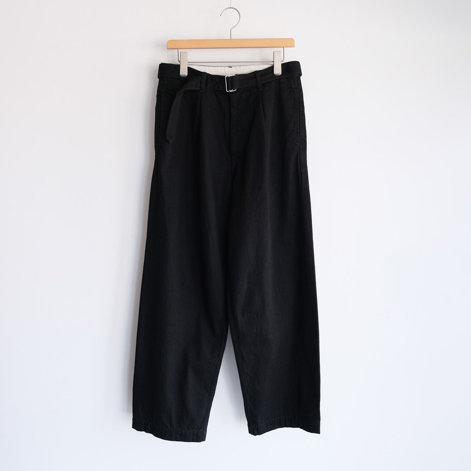 Selvage Denim Belted Pants -パンツ-（Black Washed / ブラック ウォッシュド）GU263-40063RB