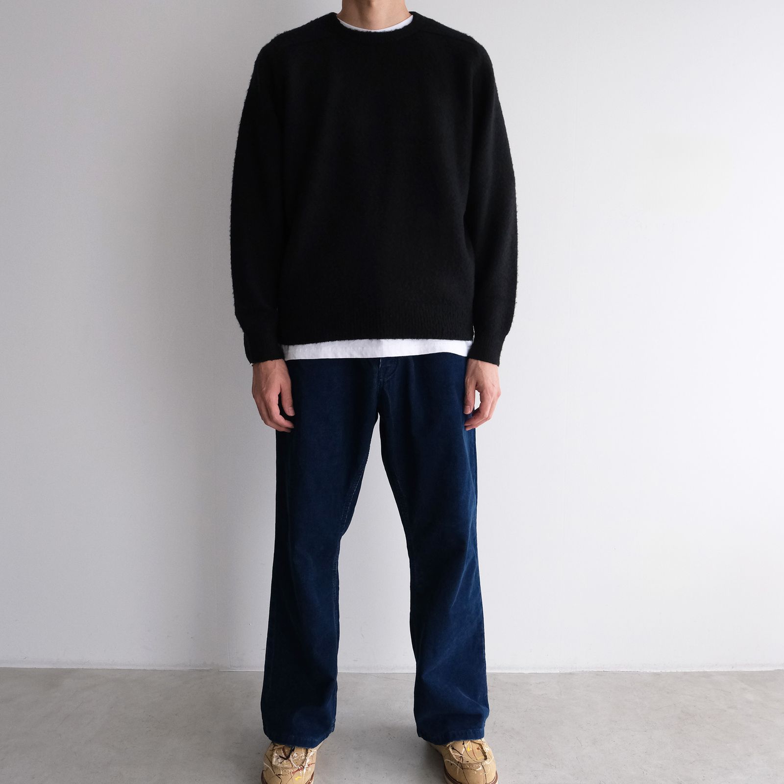 Wool Saddle Shoulder Crew Neck  -ニット-（Black / ブラック）