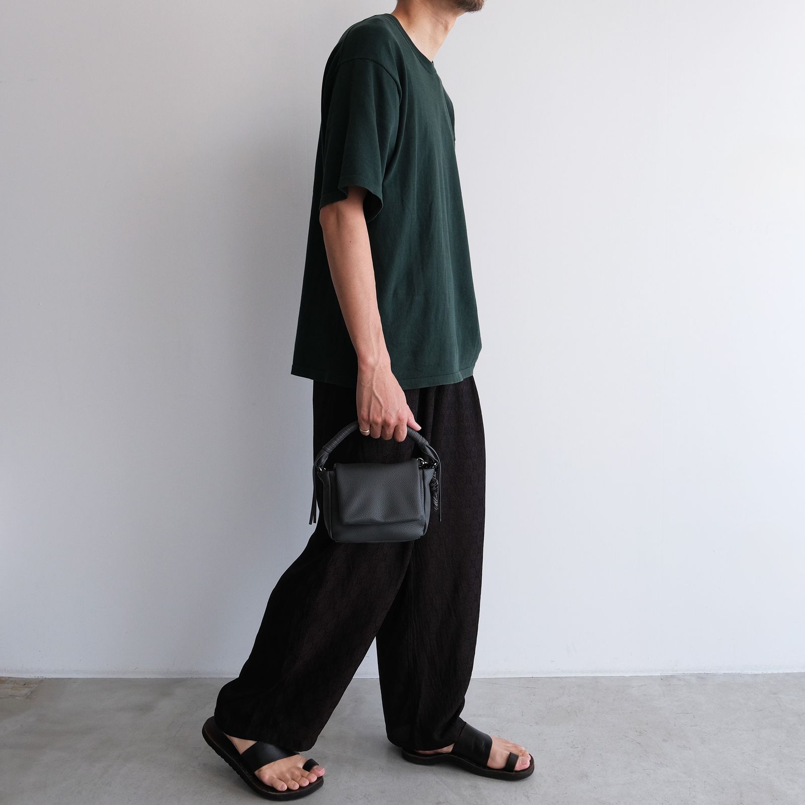 Tech Leather Mini Pouch -バッグ-（Charcoal / チャコール）