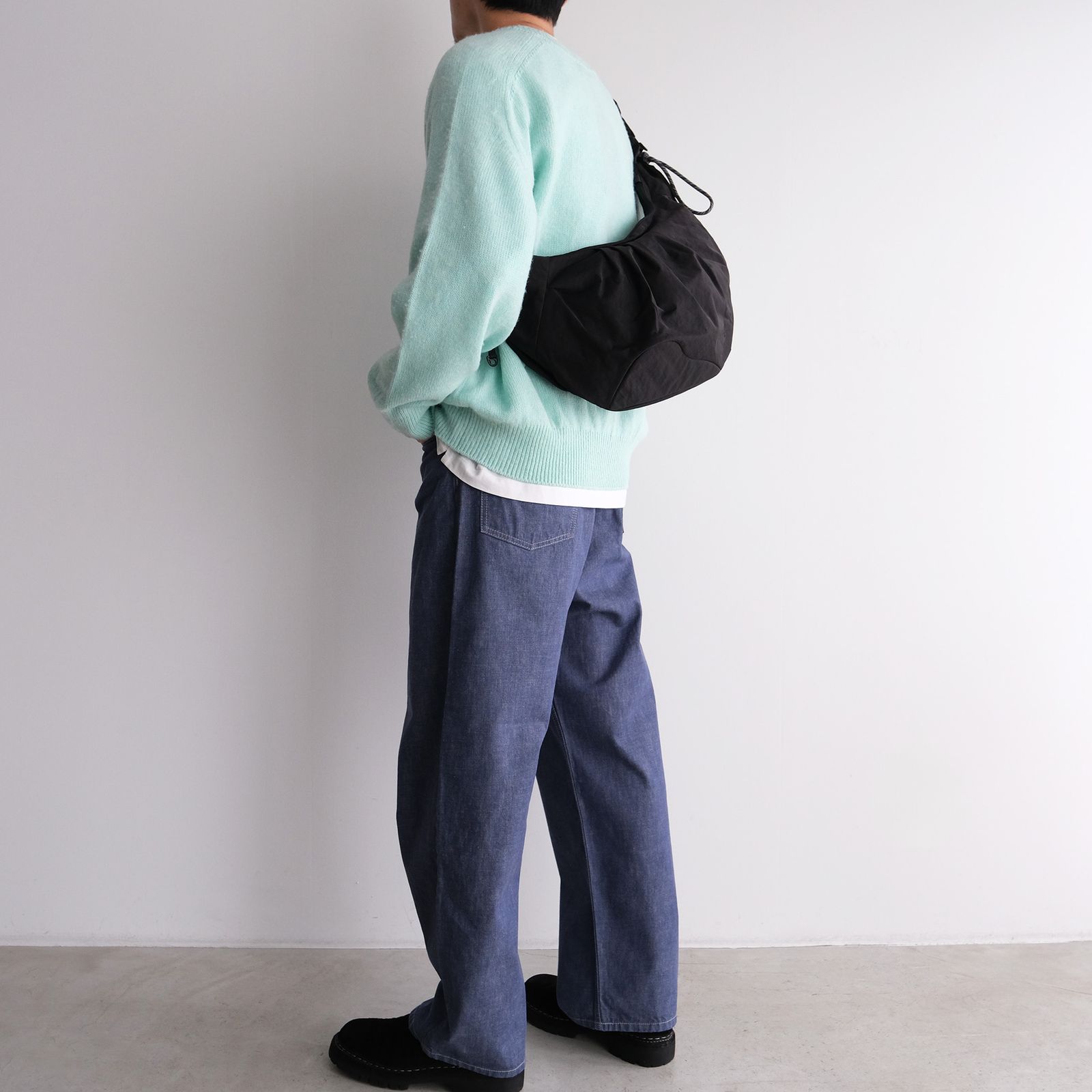 Textured Twill Body Bag -バッグ-（Black / ブラック）